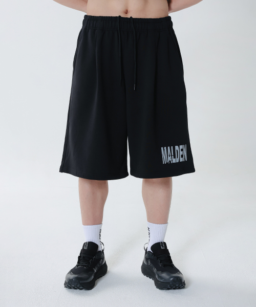 MALDEN(モールデン)の「クラックバミューダパンツ7部(その他パンツ・メンズ・ブラック・MEDIUM/LARGE/X-LARGE)」の2枚目の写真