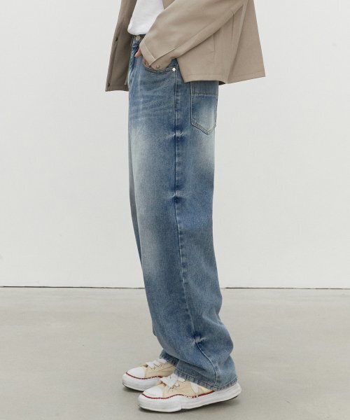 DECET(デケト)の「Mid Rise Wide Jeans DCPT027HLBlue(デニムパンツ・レディース・その他・34/32/30/26/28)」の6枚目の写真
