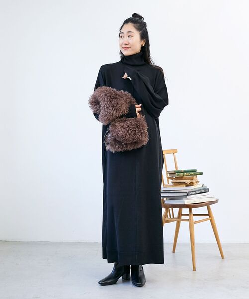 le.coeur blanc(ルクールブラン)の「ウォッシャブルハイネックニットワンピース(ワンピース・レディース・ブラック/キャメル/ボルドー・38)」の1枚目の写真