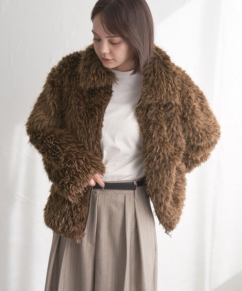 notch.(ノッチ)の「フェイクファーショートジャケット(その他アウター・レディース・アイボリー/グレー/ブラウン・M)」の11枚目の写真