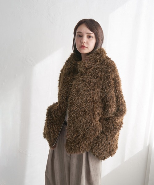 notch.(ノッチ)の「フェイクファーショートジャケット(その他アウター・レディース・アイボリー/グレー/ブラウン・M)」の18枚目の写真