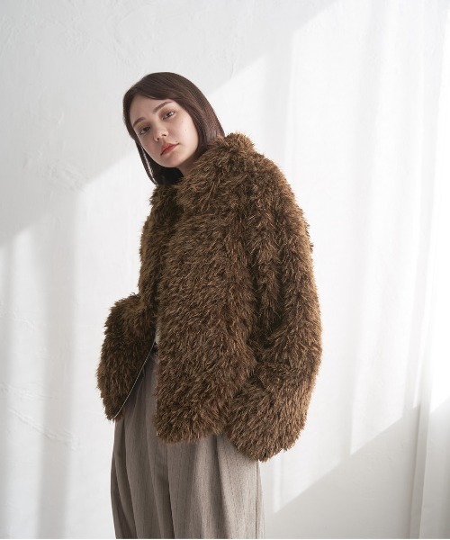 notch.(ノッチ)の「フェイクファーショートジャケット(その他アウター・レディース・アイボリー/グレー/ブラウン・M)」の19枚目の写真