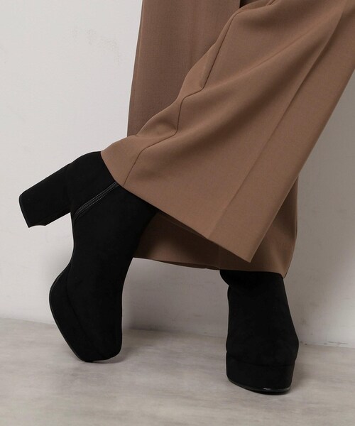 ESPERANZA(エスペランサ)の「ゆる傾斜ショートブーツ(ブーツ・レディース・アイボリー/ブラック/ブラック系・S/M/L/LL)」の8枚目の写真