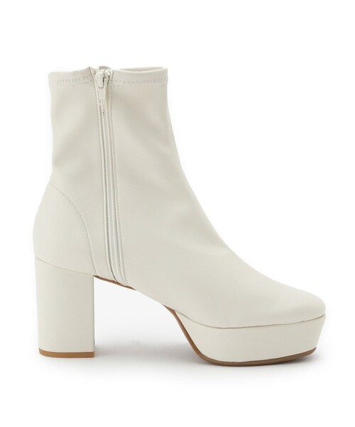 ESPERANZA(エスペランサ)の「ゆる傾斜ショートブーツ(ブーツ・レディース・アイボリー/ブラック/ブラック系・S/M/L/LL)」の22枚目の写真