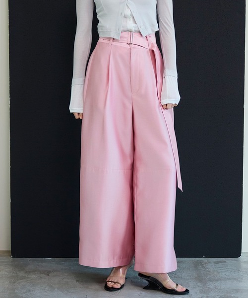 MAISON SPECIAL(メゾンスペシャル)の「Flight Satin Wide Pants/フライトサテンワイドパンツ(その他パンツ・レディース・グリーン/ピンク/ブラック・38/36)」の3枚目の写真
