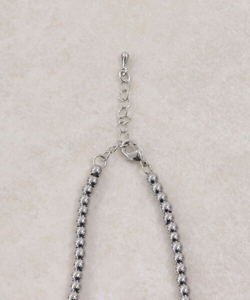 fredy emue（フレディエミュ）の「メタルビーズミドルネックレス（ネックレス・レディース・ゴールド/シルバー・FREE）」の8枚目の写真