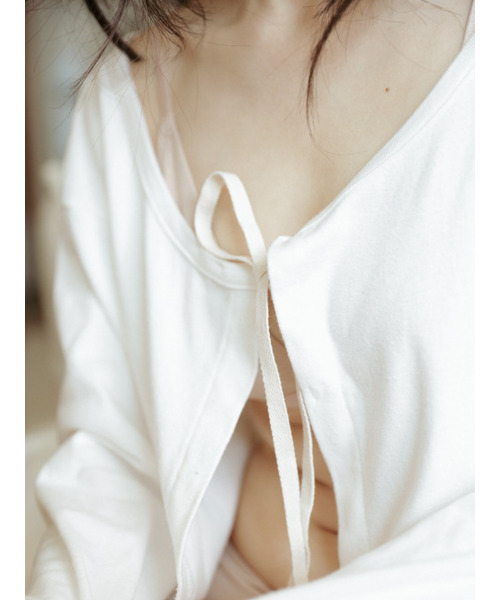 SOOPUI(スープイ)の「Fluffy organic cotton string cardigan in Ivory(Tシャツ/カットソー・レディース・その他・SMALL/MEDIUM)」の3枚目の写真