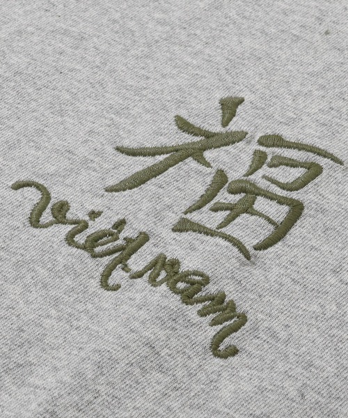 KRIFF MAYER(クリフメイヤー)の「スーベニア刺繍スカT(虎)(Tシャツ/カットソー・メンズ・チャコール/グレー/オフホワイト・LARGE/MEDIUM/X-LARGE)」の16枚目の写真