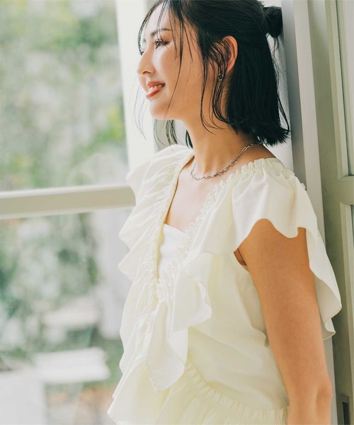 UR'S（ユアーズ）の「マルチwayフリルトップス（Tシャツ/カットソー・レディース・チャコール/ホワイト/ブラック/ライトイエロー・S/L/M）」の10枚目の写真