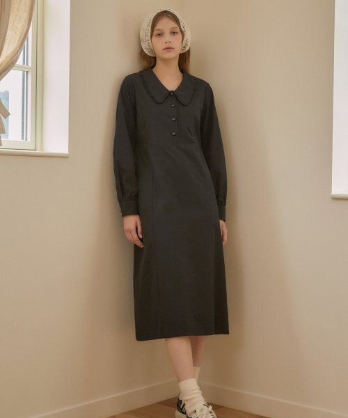 VANONE ATELIER(バノンアトリエ)の「A3462 Roussillon frill one-piece_Black(ワンピース・レディース・ブラック・M/S)」の1枚目の写真