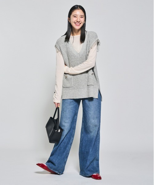 Right-on（ライトオン）の「【HONEYSUCKLE ROSE】ニットフリンジベスト (フリンジデザイン / オールシーズン / レイヤードスタイル / カジュアルエレガント)（ベスト・レディース・グレー/ライトグレー/ブラック・S/M/L）」の10枚目の写真