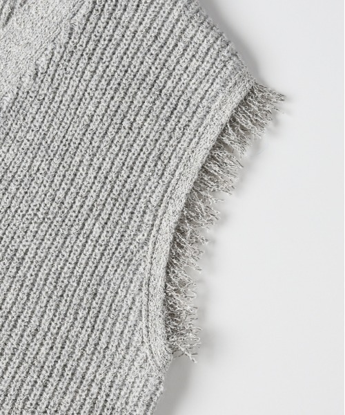 Right-on（ライトオン）の「【HONEYSUCKLE ROSE】ニットフリンジベスト (フリンジデザイン / オールシーズン / レイヤードスタイル / カジュアルエレガント)（ベスト・レディース・グレー/ライトグレー/ブラック・S/M/L）」の18枚目の写真