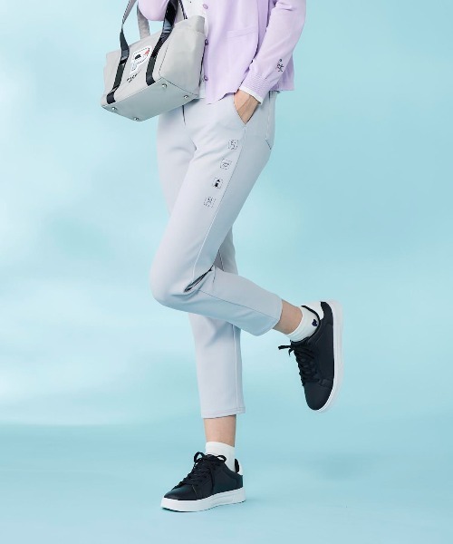 Picone CLUB(ピッコーネクラブ)の「UV冷感ベーシックテーパードパンツ(その他パンツ・レディース・ブラック/ホワイト/ライトグレー・LL/L/M/S)」の1枚目の写真