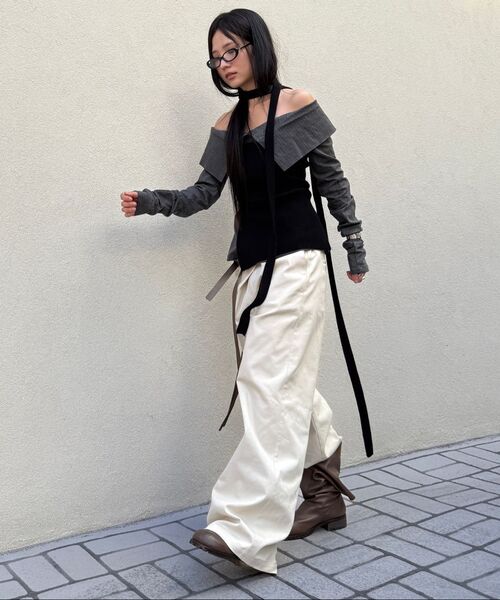 NACHE（ナチェ）の「FOLDED WIDE PANTS (UNISEX) LIGHT BEIGE（その他パンツ・レディース・その他・2/1）」の7枚目の写真