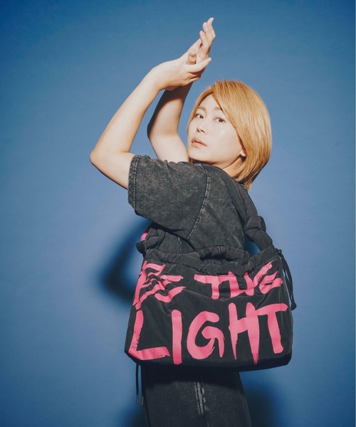 aespa ZOZOTOWNコラボ ショルダーバッグ ZOZO（ゾゾ）の「aespa×ZOZOTOWN Round Bag（ショルダーバッグ）」 - WEAR