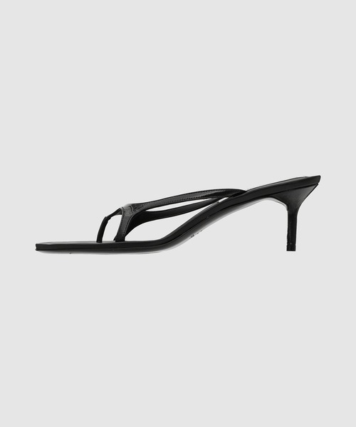 Acne Studios(アクネストゥディオズ)の「FN-WN-SHOE001001(サンダル・レディース・ブラック・36/37/38/39)」の1枚目の写真