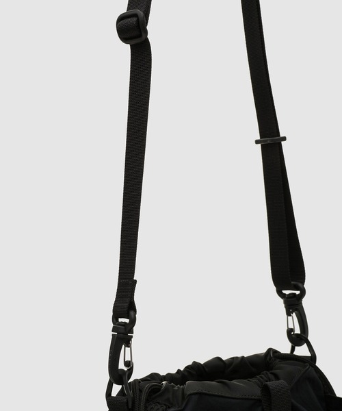 kolor BEACON(カラービーコン)の「26SBM-A03533(ショルダーバッグ・メンズ・ネイビー/ブラック/カーキ・FREE)」の5枚目の写真