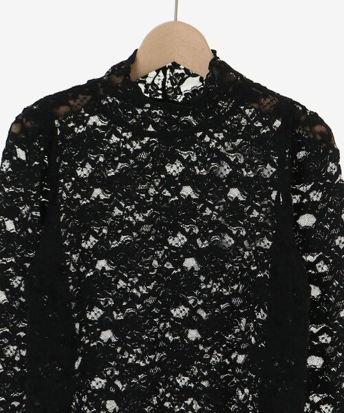 MAJESTIC LEGON（マジェスティックレゴン）の「レースハイネックトップス（Tシャツ/カットソー・レディース・ブラック/アイボリー・MEDIUM）」の14枚目の写真