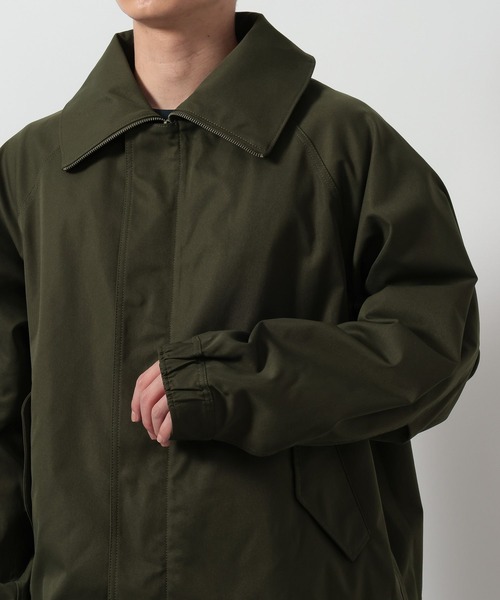 LAKOLE（ラコレ）の「ワイドカラーショートモッズ /  648026（モッズコート・メンズ・カーキ/ブラック・LARGE/MEDIUM）」の11枚目の写真