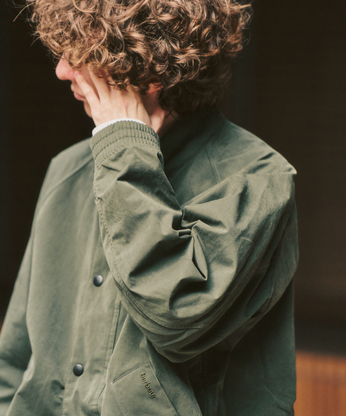 Barbour(バブアー)の「Barbour / バブアー peached blouson transport(ナイロンジャケット・メンズ・ブラック/カーキ・38/40)」の18枚目の写真