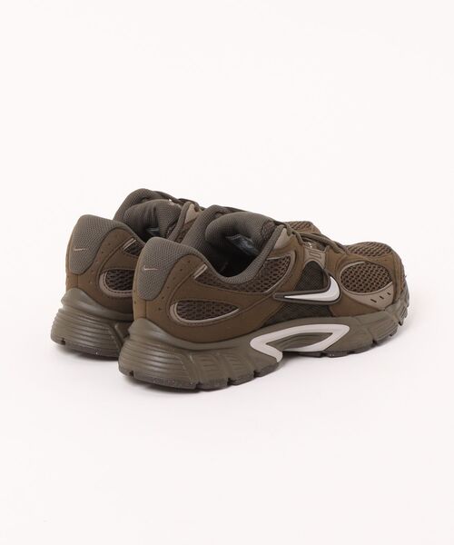 NIKE(ナイキ)の「NIKE ナイキ V5 RNR メンズスニーカー II6292-200 ダークヘイゼル/カレッジグレー/ケーブストーン/レギオングリーン(スニーカー・メンズ・ダークブラウン・25.5cm/26.0cm/26.5cm/27.0cm/27.5cm/28.0cm)」の2枚目の写真