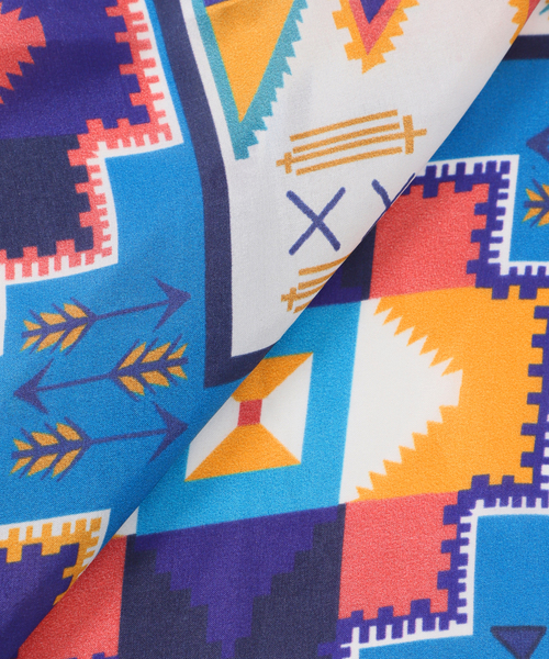 JOURNAL STANDARD relume(ジャーナルスタンダード レリューム)の「シルクスカーフ ネイティブパターン(バンダナ/スカーフ・メンズ・サックスブルー・FREE)」の6枚目の写真