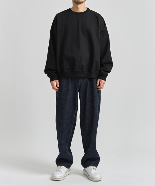 markaware(マーカウェア)の「【MARKAWARE/マーカウェア】HUGE SHORT SWEAT/スラックスに合う,360度美シルエットショートスウェット【定番】(スウェット・メンズ・ブラック/グレー/アイボリー/グリーン・1/2)」の9枚目の写真