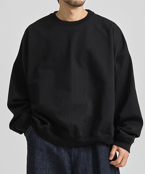 markaware(マーカウェア)の「【MARKAWARE/マーカウェア】HUGE SHORT SWEAT/スラックスに合う,360度美シルエットショートスウェット【定番】(スウェット・メンズ・ブラック/グレー/アイボリー/グリーン・1/2)」の6枚目の写真