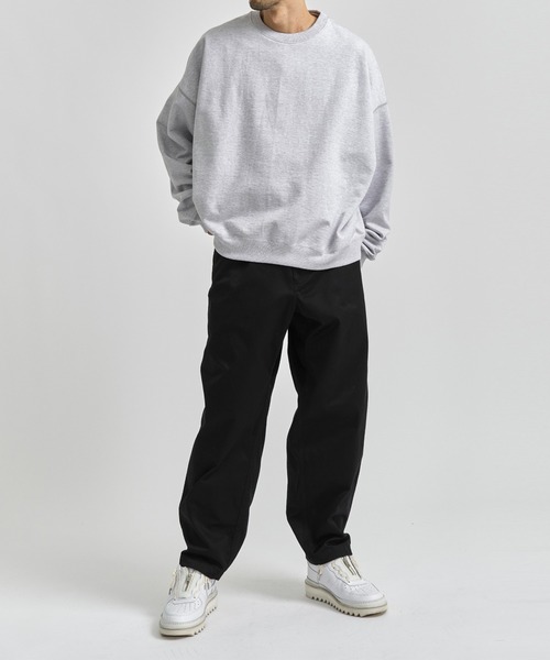 markaware(マーカウェア)の「【MARKAWARE/マーカウェア】HUGE SHORT SWEAT/スラックスに合う,360度美シルエットショートスウェット【定番】(スウェット・メンズ・ブラック/グレー/アイボリー/グリーン・1/2)」の17枚目の写真