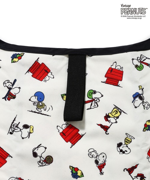 FRUIT OF THE LOOM（フルーツオブザルーム）の「FTL x PEANUTS エコバッグS1/ピーナッツコラボ スヌーピー ロゴ 総柄プリント（エコバッグ/サブバッグ・メンズ・チャコールグレー/アイボリー・FREE）」の8枚目の写真