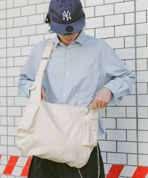 RAGEBLUE（レイジブルー）の「Double Pocket Shoulder Bag/Wサイドポケットショルダーバッグ（ショルダーバッグ・メンズ・キャメル/その他5/ダークグレー・FREE）」の14枚目の写真