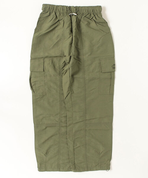 OUTDOOR PRODUCTS(アウトドアプロダクツ)の「OUTDOOR UV立体シルエットデイリーケアパンツ(その他パンツ・レディース・チャコールグレー/グレイッシュベージュ/ブラック/ライトカーキ・LARGE/3L/LL/MEDIUM)」の4枚目の写真
