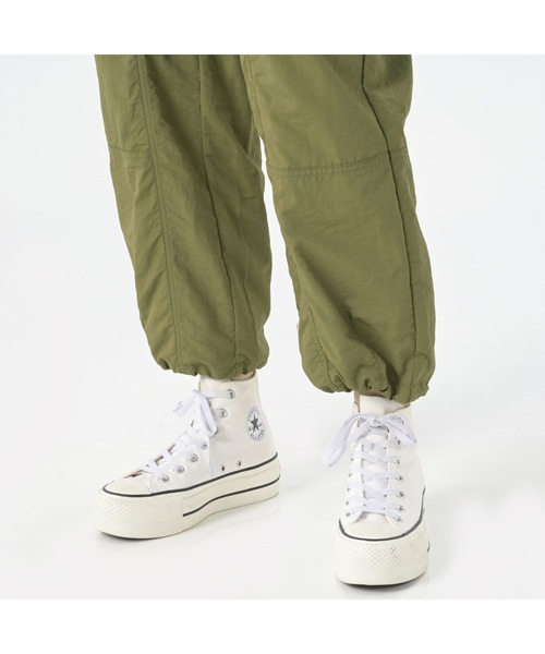 OUTDOOR PRODUCTS(アウトドアプロダクツ)の「OUTDOOR UV立体シルエットデイリーケアパンツ(その他パンツ・レディース・チャコールグレー/グレイッシュベージュ/ブラック/ライトカーキ・LARGE/3L/LL/MEDIUM)」の15枚目の写真