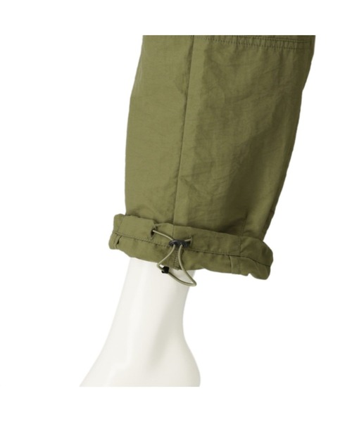 OUTDOOR PRODUCTS(アウトドアプロダクツ)の「OUTDOOR UV立体シルエットデイリーケアパンツ(その他パンツ・レディース・チャコールグレー/グレイッシュベージュ/ブラック/ライトカーキ・LARGE/3L/LL/MEDIUM)」の17枚目の写真