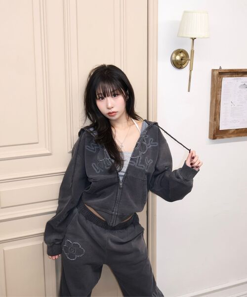 Wacky WiLLy(ワッキーウィリー)の「ウィメンズビッグリリーデニムウォッシングセミワイドスウェットパンツグレー(スウェットパンツ・レディース・その他・SMALL/MEDIUM)」の10枚目の写真