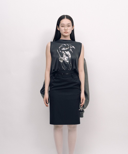 KEISUKEYOSHIDA（ケイスケヨシダ）の「Parka (sleeveless lining)（パーカー・レディース・ブラック/グレー・FREE）」の2枚目の写真