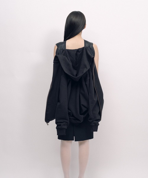 KEISUKEYOSHIDA（ケイスケヨシダ）の「Parka (sleeveless lining)（パーカー・レディース・ブラック/グレー・FREE）」の6枚目の写真