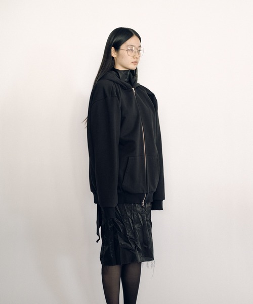 KEISUKEYOSHIDA（ケイスケヨシダ）の「Parka (sleeveless lining)（パーカー・レディース・ブラック/グレー・FREE）」の8枚目の写真
