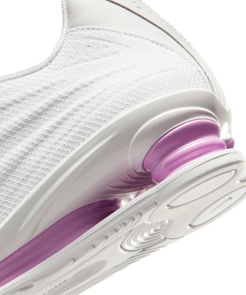 NIKE(ナイキ)の「NIKE W SHOX Z HQ7540-101(スニーカー・レディース・ホワイト・24cm/24.5cm/23.5cm/25cm/23cm)」の10枚目の写真