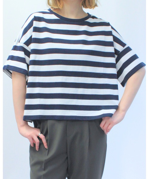 amini(アミニ)の「ボーダーカットソー(Tシャツ/カットソー・レディース・ブラック×ホワイト/ネイビー×ホワイト・MEDIUM)」の10枚目の写真