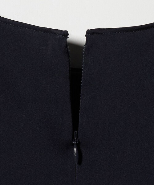 UNITED ARROWS（ユナイテッドアローズ）の「チュール サテン コンビ ワンピース（ワンピース・レディース・ブラック/ネイビー・36/38）」の18枚目の写真