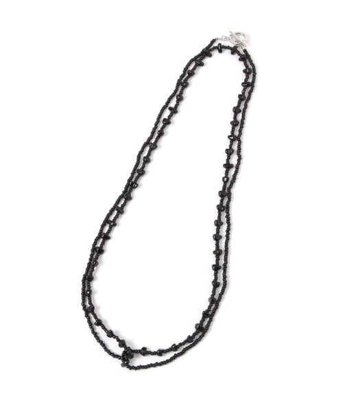 LEPSIM（レプシィム）の「変形ビーズロングネックレス　660926（ネックレス・レディース・オフホワイト/ブラック・ONE SIZE）」の3枚目の写真