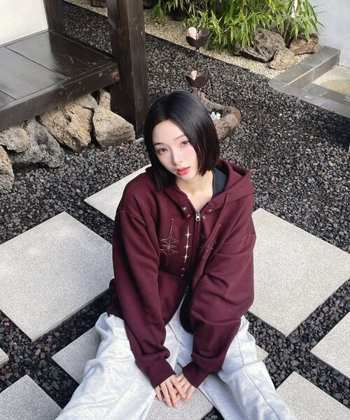 GAKKAI UNIONS(ガッカイユニオンズ)の「スタニング フードジップアップ ブラック(パーカー・レディース・その他・SMALL/MEDIUM/LARGE)」の4枚目の写真