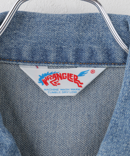 Wrangler（ラングラー）の「【WEB＋一部店舗限定】Wrangler / ラングラー OVERSIZE BOYS JACKET MidUSEDWashed（デニムジャケット・レディース・ブルー・MEDIUM）」の10枚目の写真