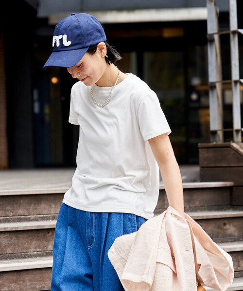 FREAK'S STORE(フリークスストア)の「<汗ジミ防止>天竺コンパクトTシャツ/遮熱/UVカット(Tシャツ/カットソー・レディース・サックスブルー/ブラウン/オフホワイト/チャコール・MEDIUM/SMALL)」の12枚目の写真