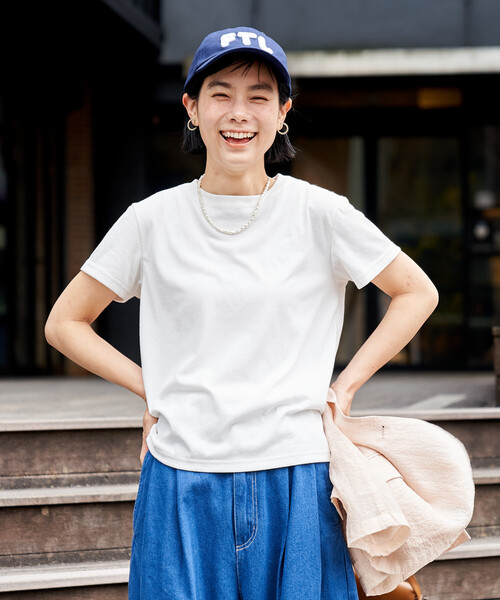 FREAK'S STORE(フリークスストア)の「<汗ジミ防止>天竺コンパクトTシャツ/遮熱/UVカット(Tシャツ/カットソー・レディース・サックスブルー/ブラウン/オフホワイト/チャコール・MEDIUM/SMALL)」の13枚目の写真