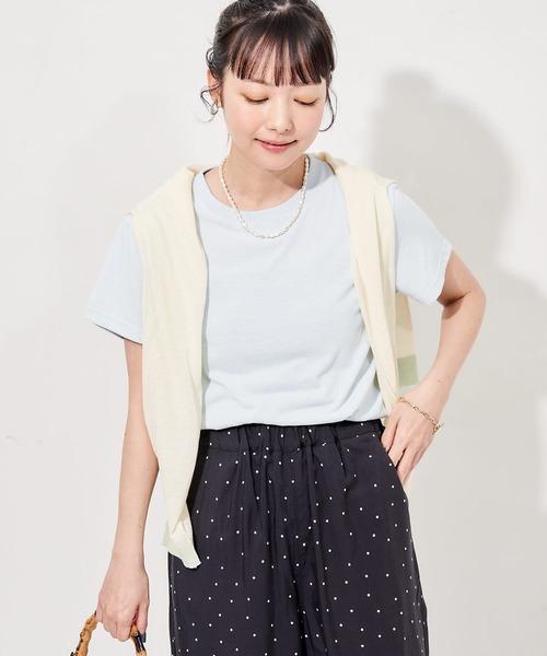 FREAK'S STORE(フリークスストア)の「<汗ジミ防止>天竺コンパクトTシャツ/遮熱/UVカット(Tシャツ/カットソー・レディース・サックスブルー/ブラウン/オフホワイト/チャコール・MEDIUM/SMALL)」の4枚目の写真