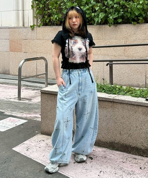 Candy Stripper(キャンディストリッパー)の「STUDS CURVE DENIM パンツ(デニムパンツ・レディース・ブルー系その他/ライトインディゴブルー・FREE)」の19枚目の写真