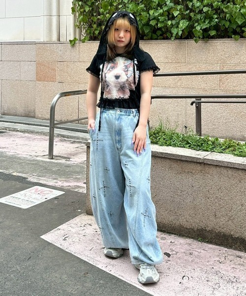 Candy Stripper(キャンディストリッパー)の「STUDS CURVE DENIM パンツ(デニムパンツ・レディース・ブルー系その他/ライトインディゴブルー・FREE)」の21枚目の写真