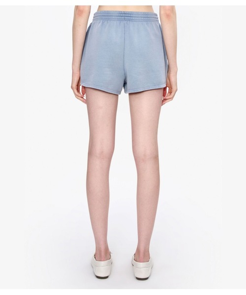 A.P.C.(アーペーセー)の「SHORT LIZ(その他パンツ・レディース・ライトブルー・S/M)」の3枚目の写真